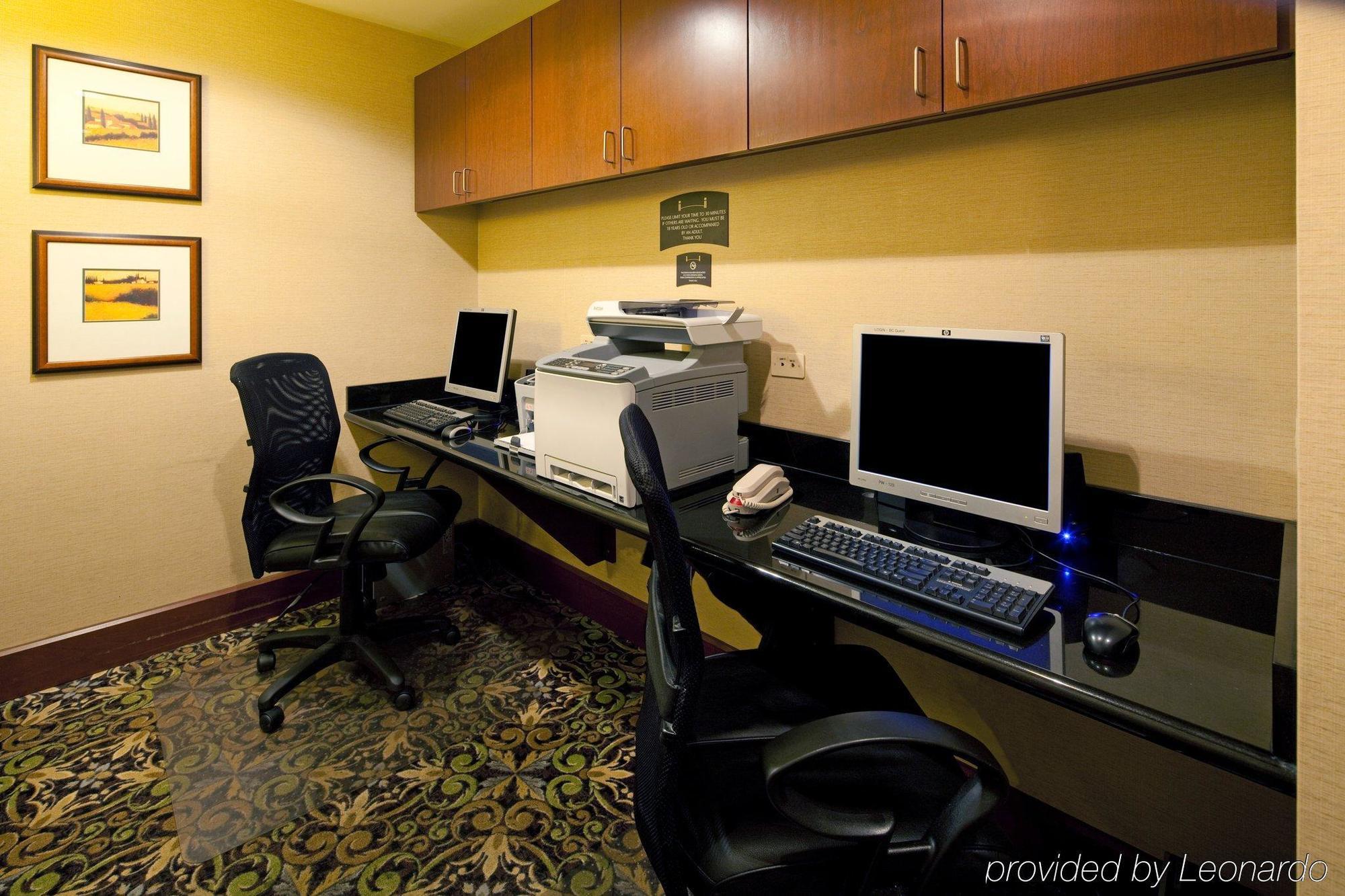 Hotel Homewood By Hilton Eastchase